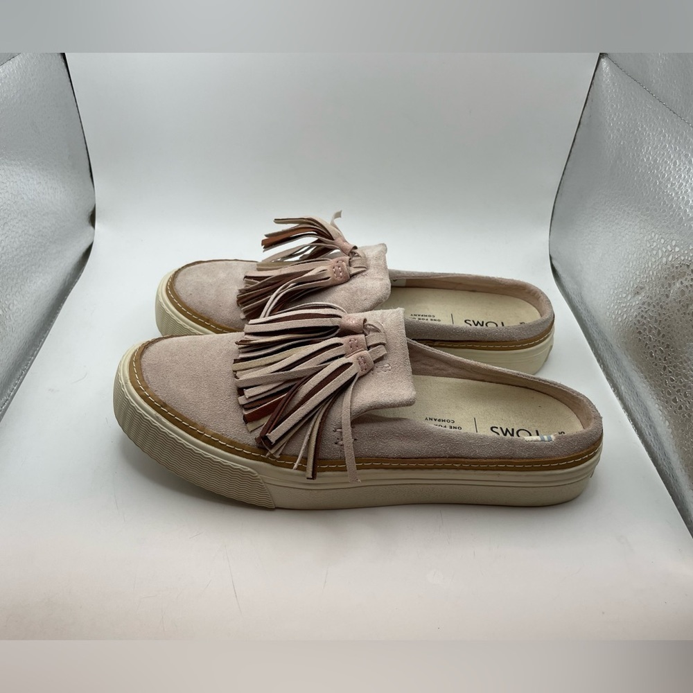 Toms Sunrise light purple suede mules women’s size 5